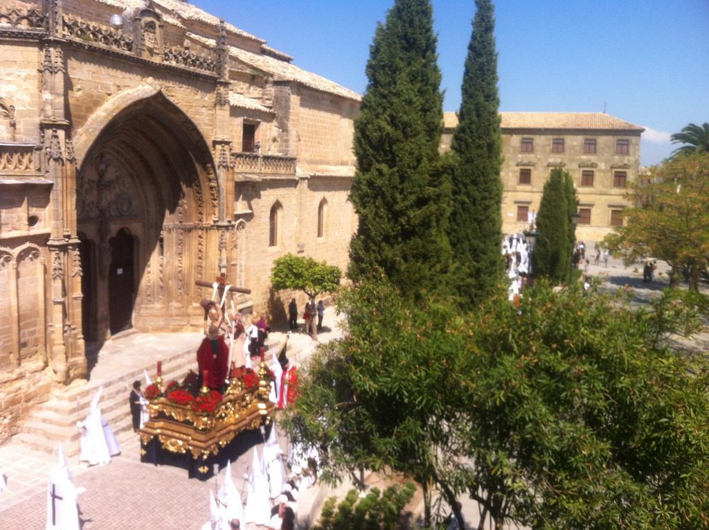 Apartamentos Sol De Mayo Úbeda Exteriér fotografie
