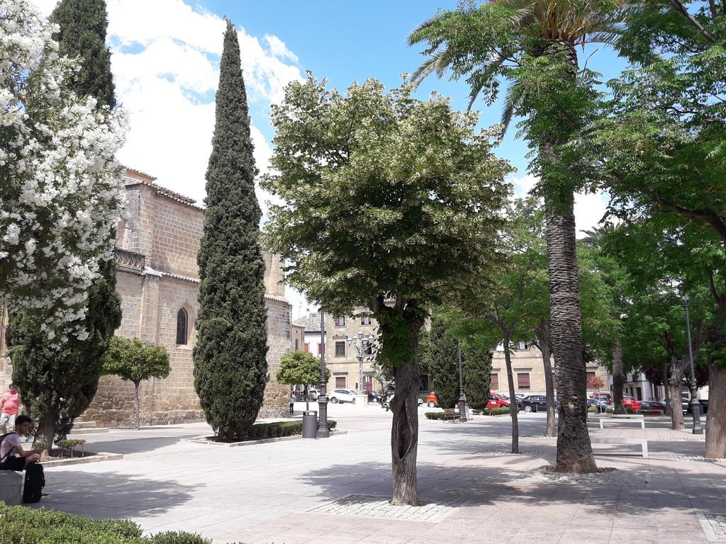 Apartamentos Sol De Mayo Úbeda Exteriér fotografie